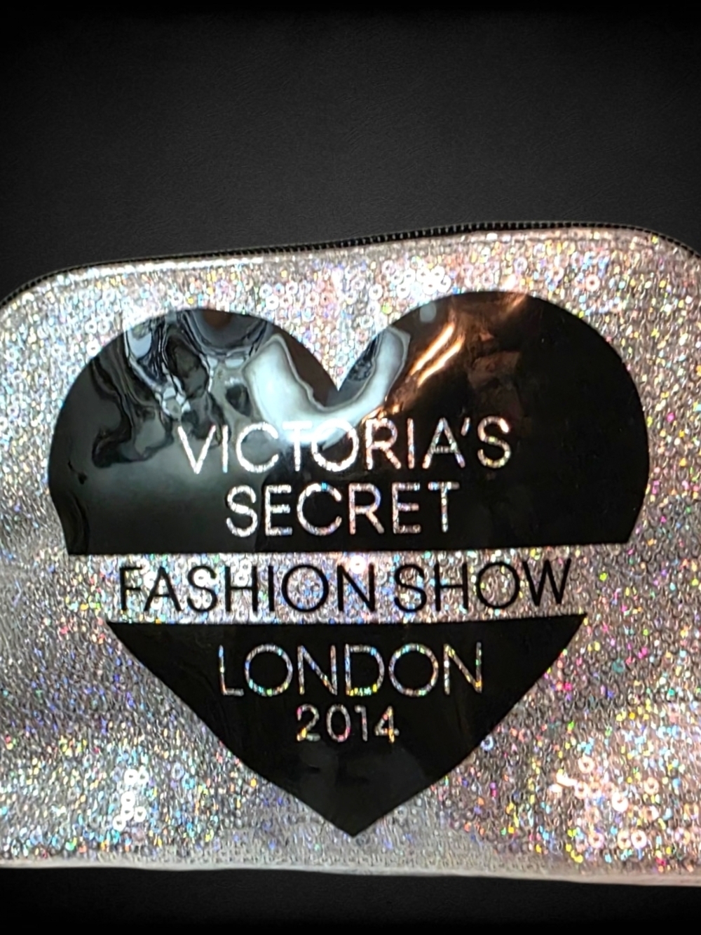 Victoria’s Secret Fashion Show 2014 London Sequin Cosmetic Bag Rare Limited Ed